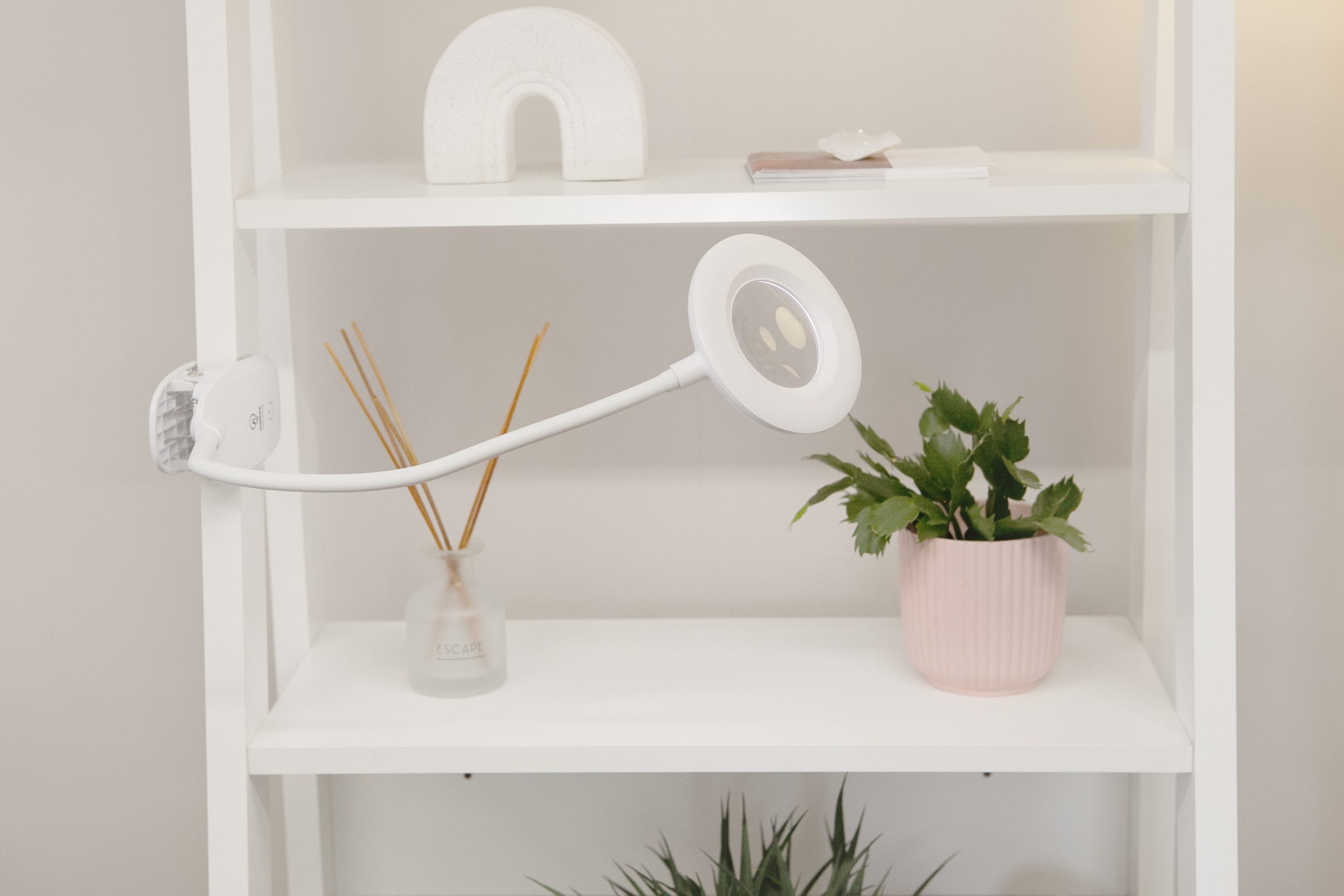 Clip-on Magnifier - Image 3