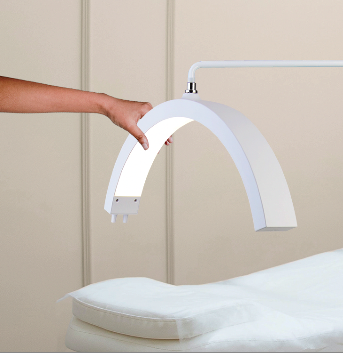Beauty Curve Floor Lamp - Image 7