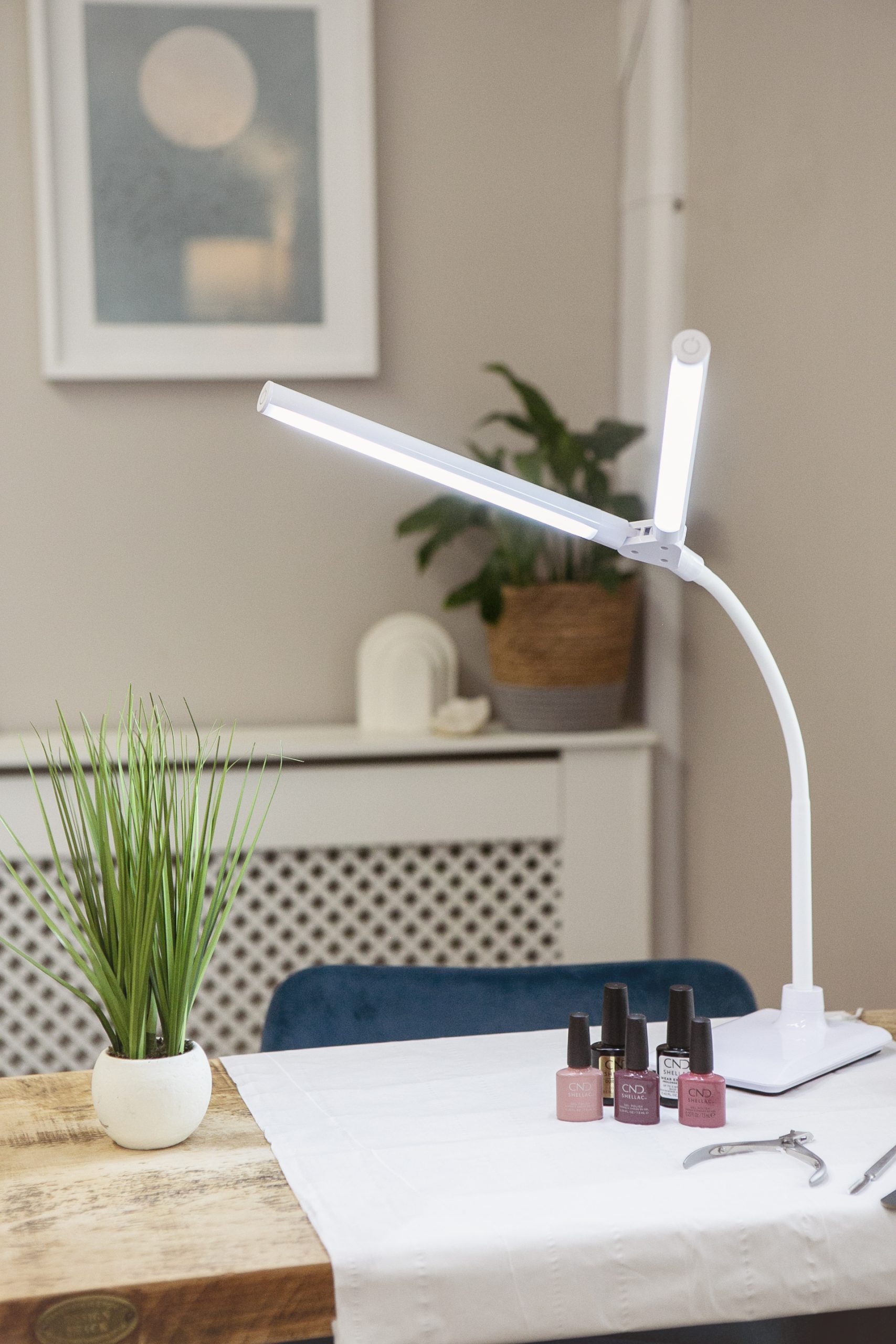 Twin Head Desk Lamp - Image 3
