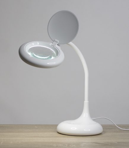 Chameleon Desk Magnifier N4237